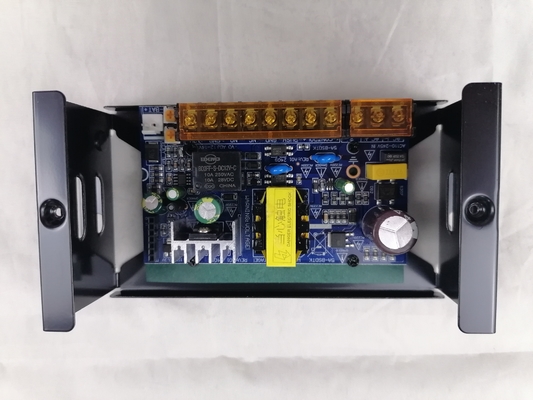 Steuerung der Stromversorgung von 100 V bis 240 V Wechselstrom-Eingang 12 V Gleichstrom-Ausgang